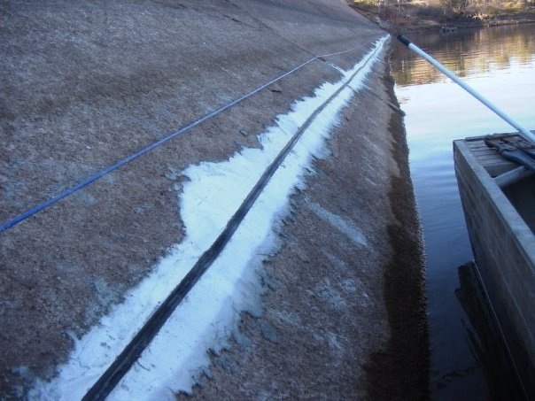 20*30mm Bentonita e Bitumeno de inchaço de Água Stop Strips com Metal Net Waterstop Bar 3