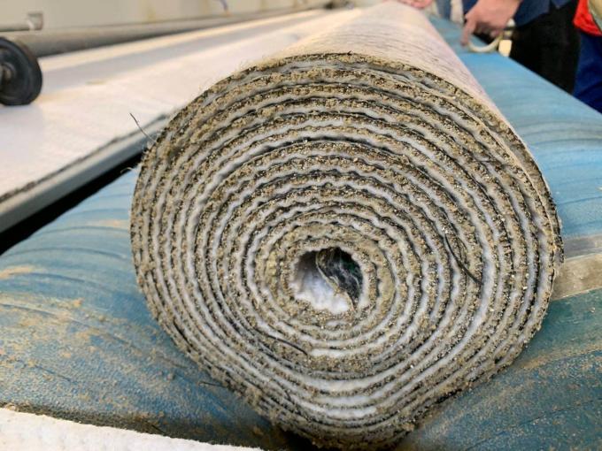 Geotextil de bentonita para revestimento de lagoa Natural de sódio Bentonita revestimento de argila geossintética 6