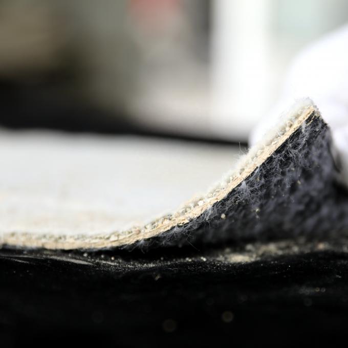 Liner de argila geossintética de alta resistência à tração com esterco de membrana de bentonita à prova d'água 2